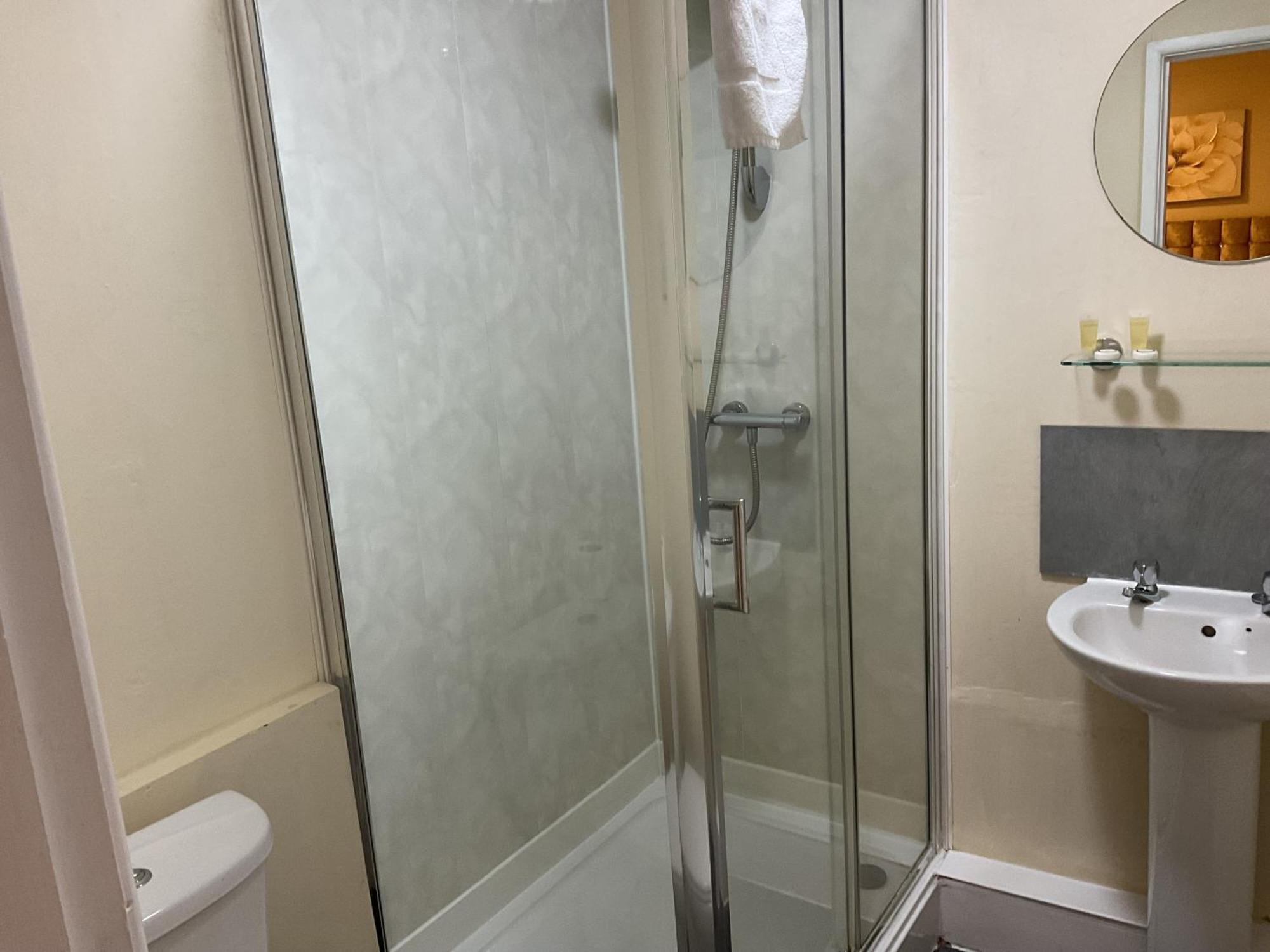 The Claremont Preston 3*