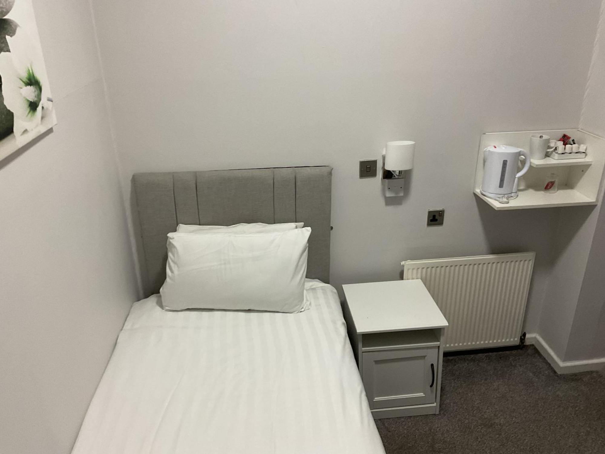 Hotel The Claremont Preston 3*